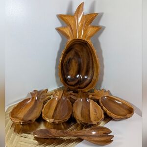 Pineapple-Shaped Wooden Serving Set